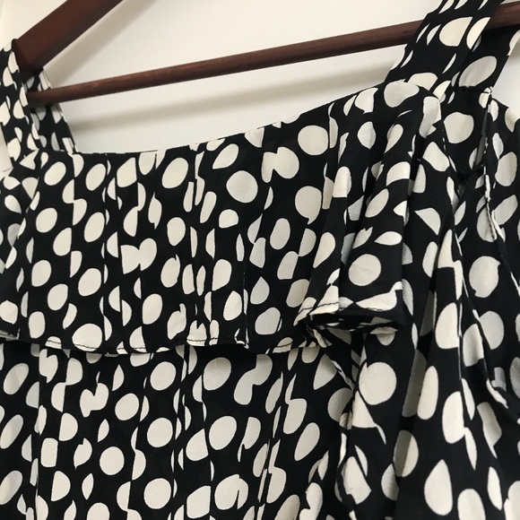 🦋2/$40 SALE🦋 J.Crew Polka Dot Silk Blouse-6 - Picture 4 of 7